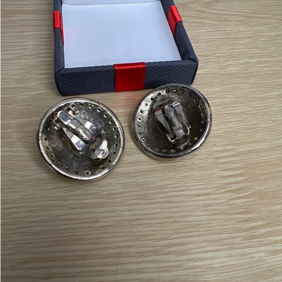 ELLEN DESIGNS Black Enamel & Rhinestone Clip-on Earrings Vintage - Picture 2 of 4